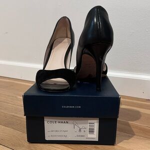Cole Haan Antonia Black Leather and Suede Pump Size 8